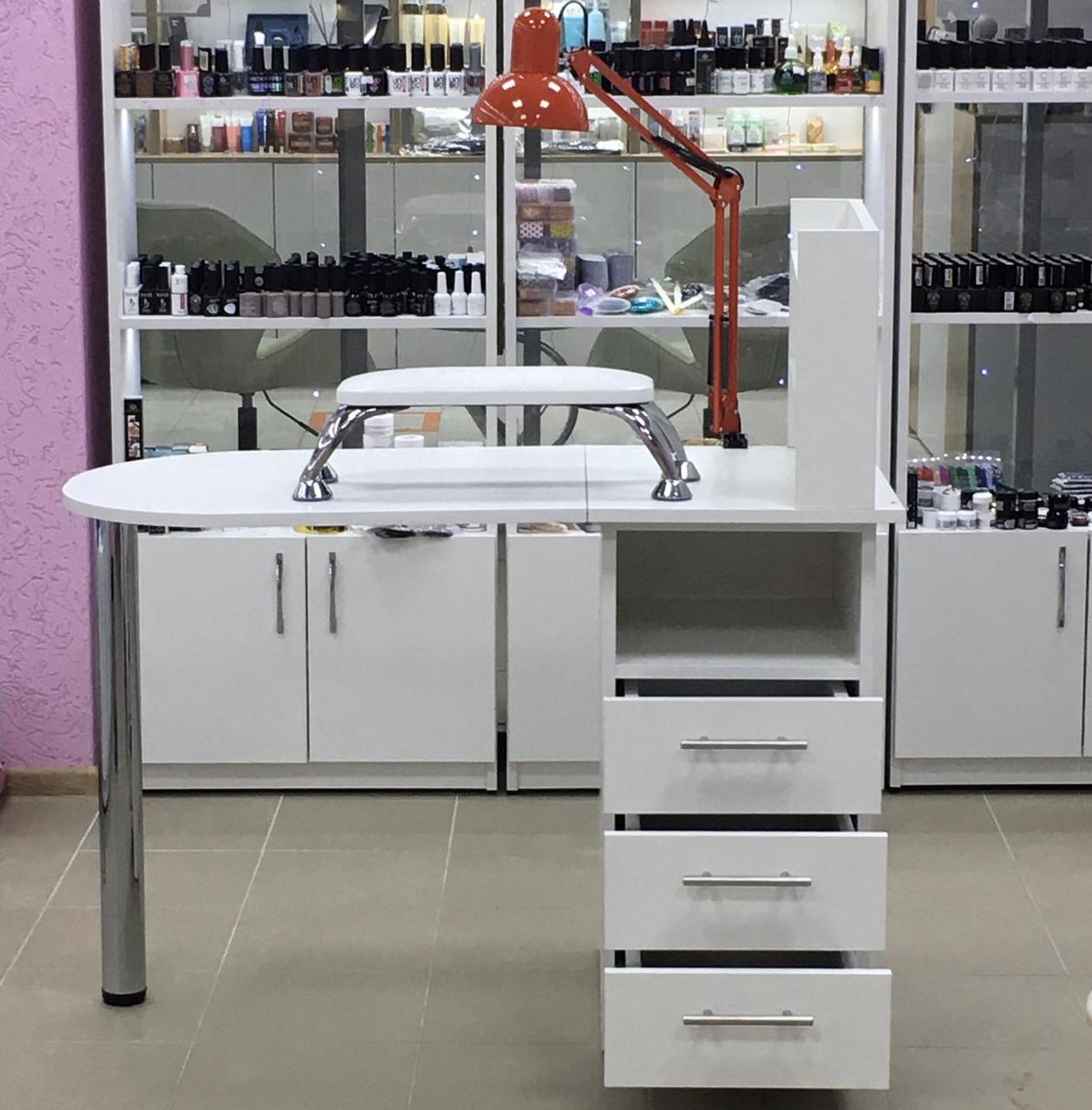 Маникюрный стол, закругленный